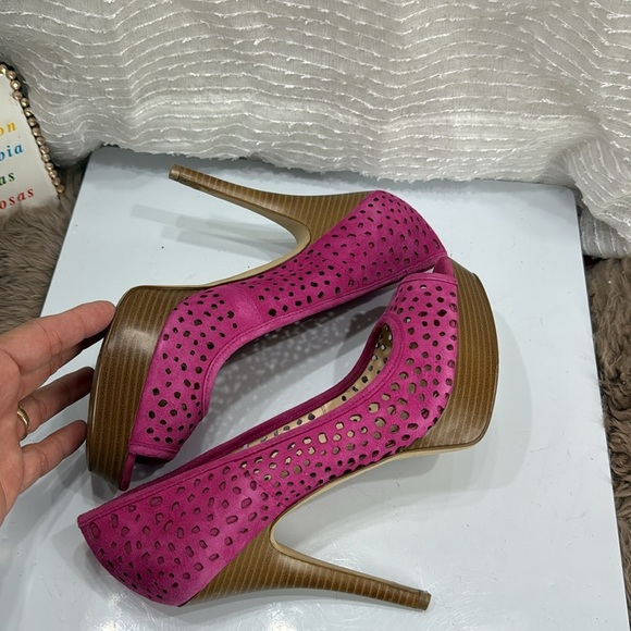 (N8) ENZO Sully Pink Suede Laser Cut Platform Heels Women's Size 8.5 - Picture 12 of 15